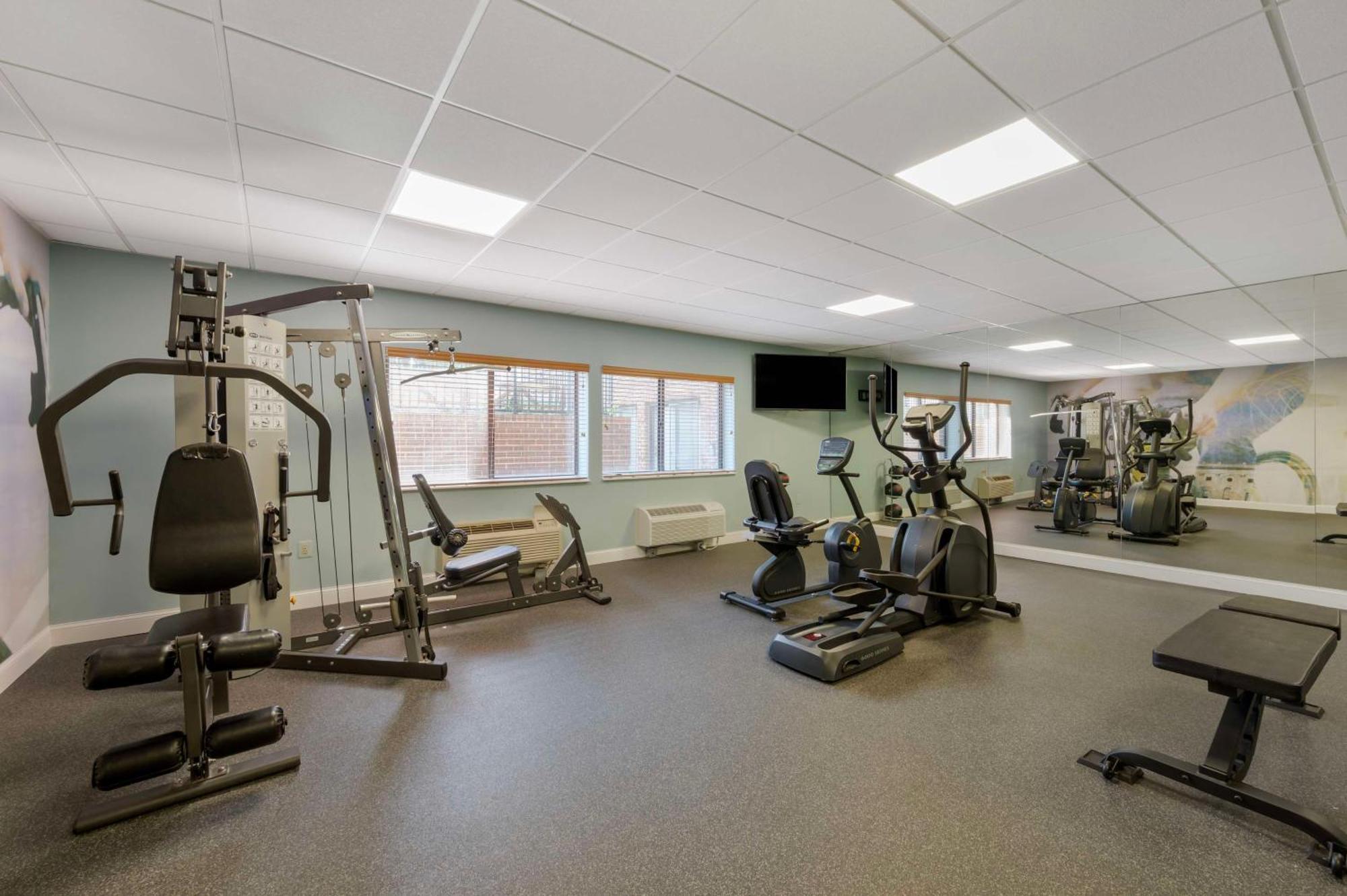 Mount Vernon Best Western Plus Alexandria Fort Belvoir מראה חיצוני תמונה